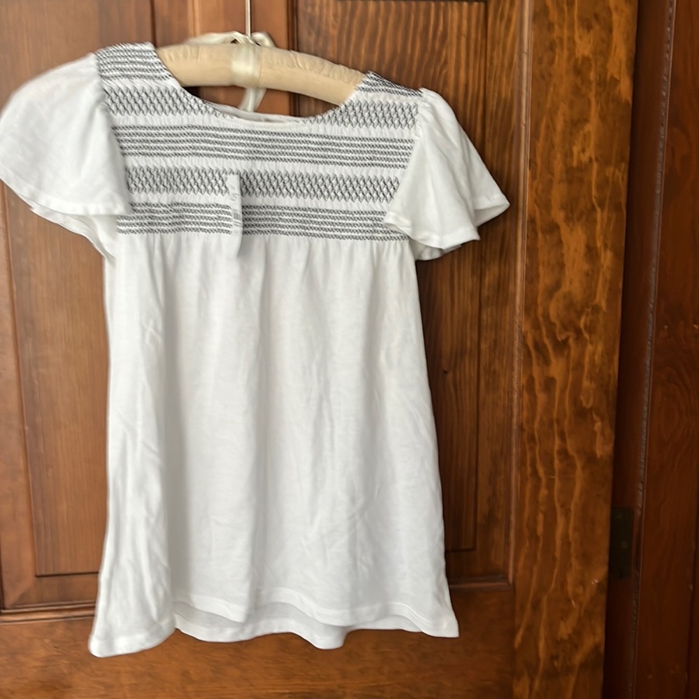 NWT loft ric rac embroidered butterfly sleeve 100% cotton top